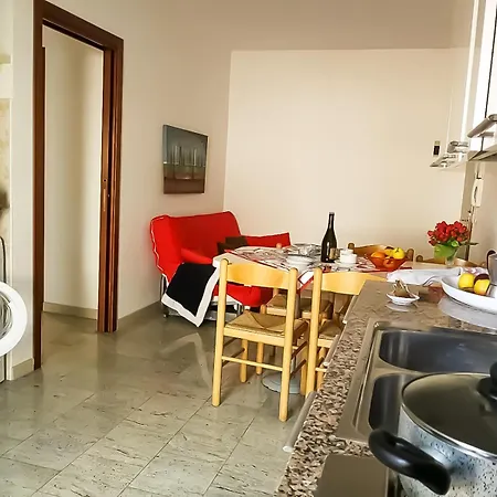 Condominio Simma Giallo E Azzurro * Бибионе
