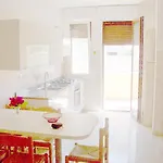 Condominio Simma Giallo E Azzurro * بيبيوني