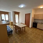 Condominio Simma Giallo E Azzurro شقة