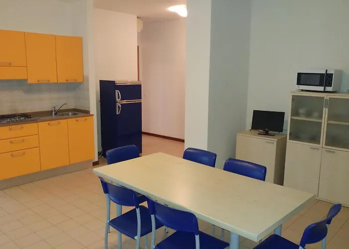아파트 Condominio Simma Giallo E Azzurro 비비오네