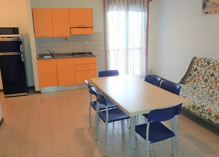 Condominio Simma Giallo E Azzurro 아파트 *